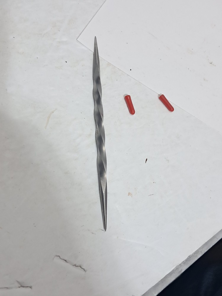 General Brand (82) Twisted Etching Tool (b)