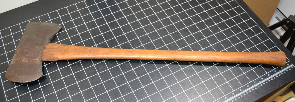 RIXFORD - 3 1/4# - DOUBLE BIT AXE WITH ORIGINAL HANDLE - DATE CODE OF 34