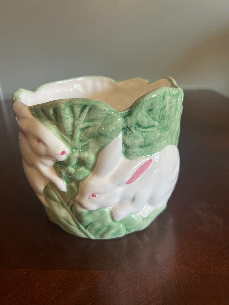 Vintage Ceramic Rabbit Planter/ candy dish cabbage Leaf C pic 4 easter decor