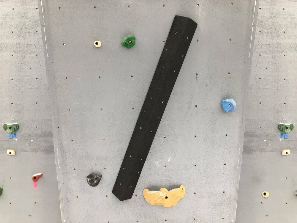 Long Triangle Rail | Textured Climbing Volume