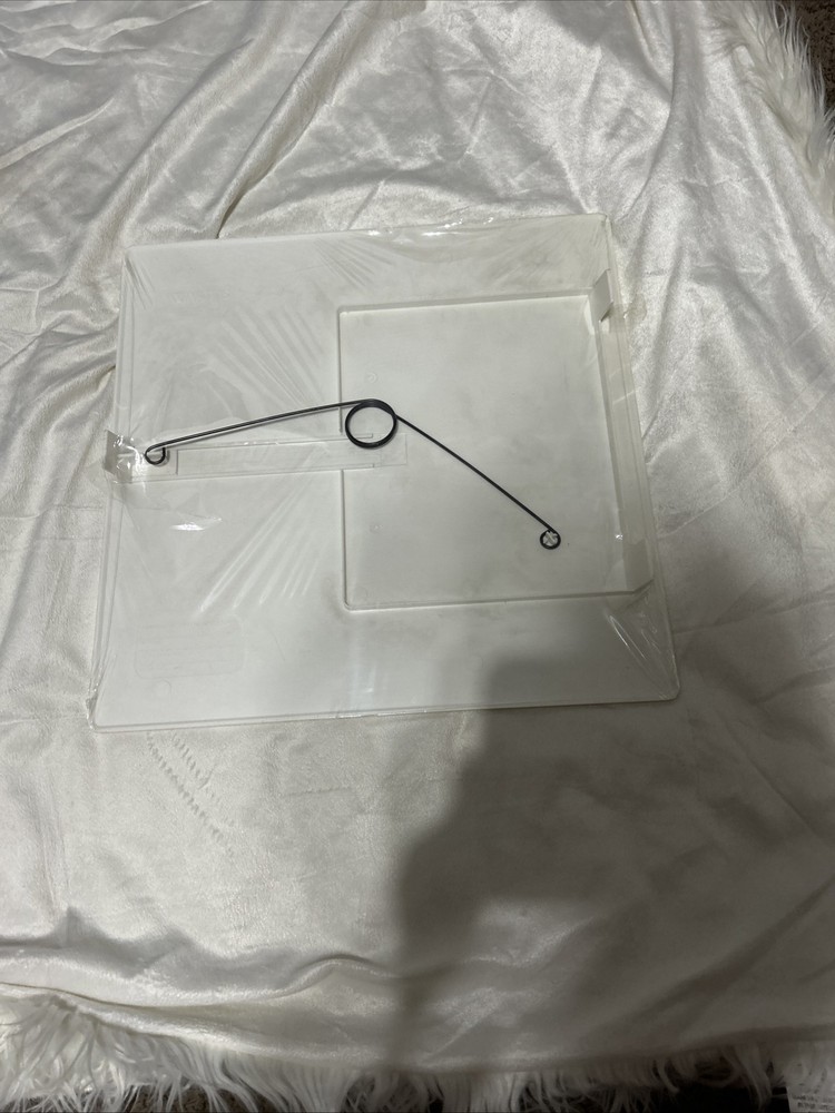 New Everbilt Access Panel Adjustable Spring Loaded 14” X 14” Wht