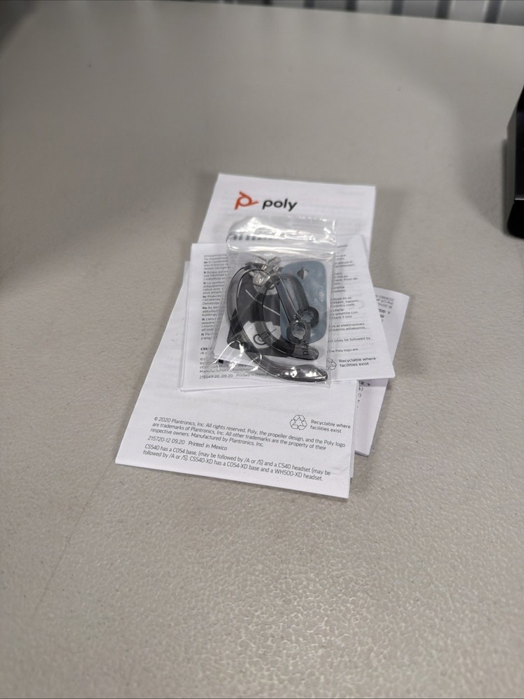 PLANTRONICS Poly CS540 Wireless DECT Headset - Black