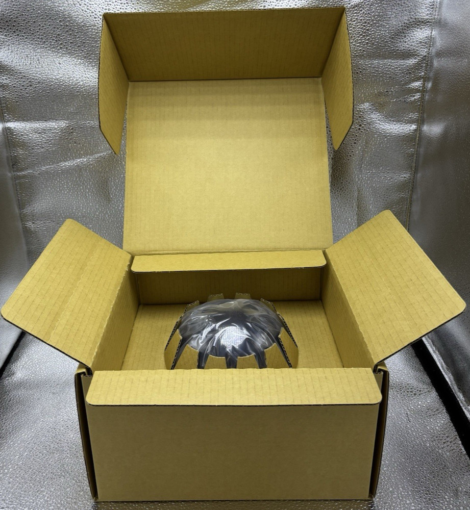 Pelco LD7PB-0 High Definition Lower Dome Environmental, Smoked, Black