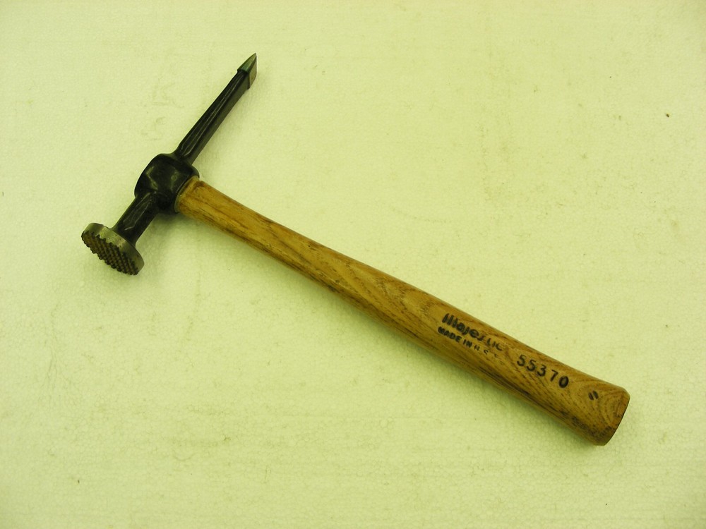 Majestic Hammer 55370 Chisel and shrinking hammer