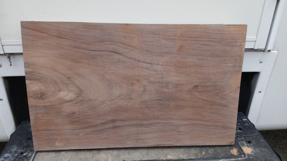 WALNUT