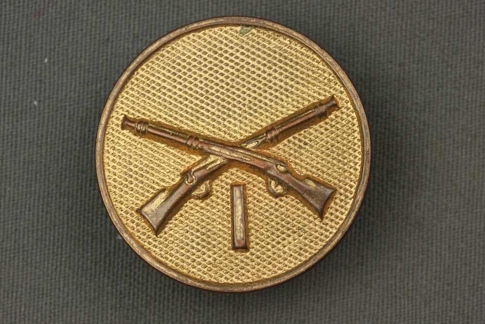 World War I Collar Disk Crossed Rifles Co. I