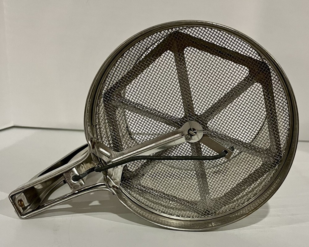 Vintage Foley sift chine Single screen flour sifter