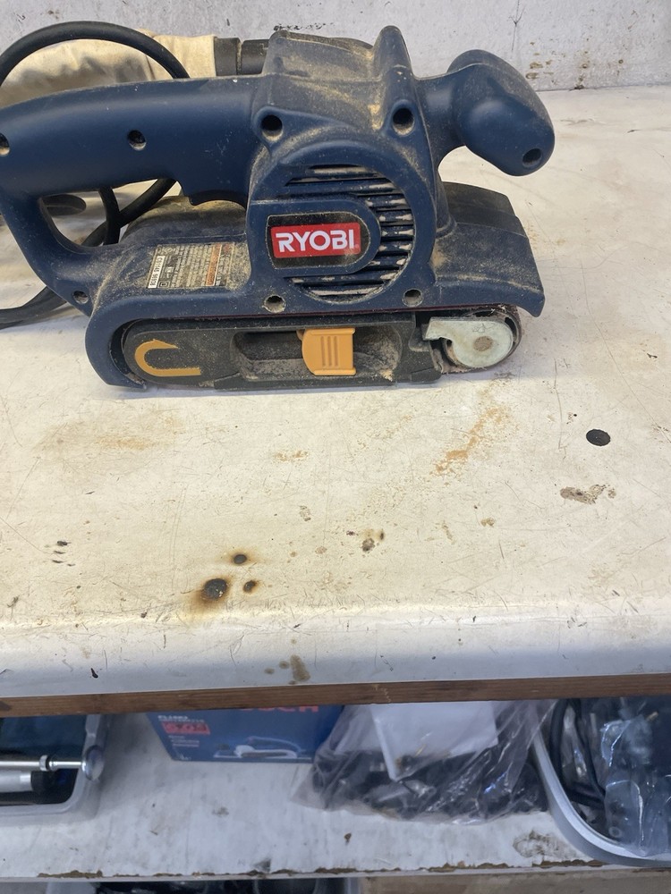 Ryobi 5.3 Amp Belt Sander