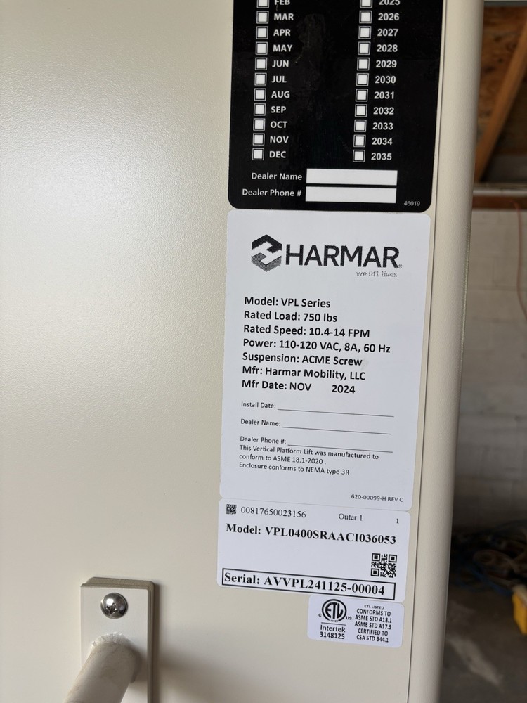 Highlander Vertical Platform Lift (Harmar)
