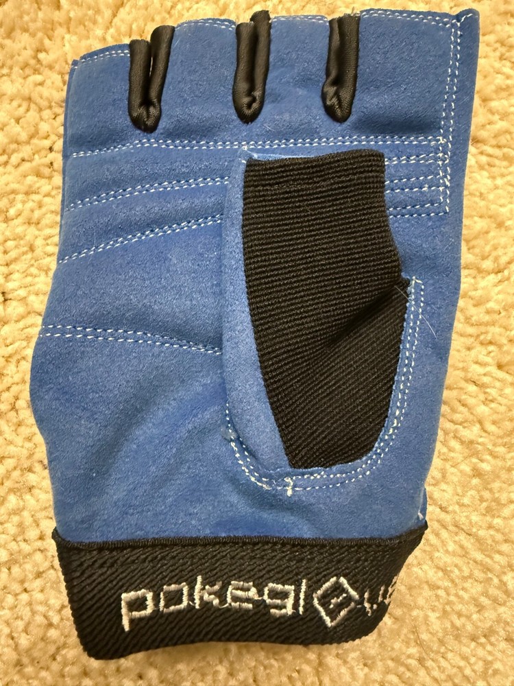 Pokemon Go Pokeglove (Right / Medium / Blue)