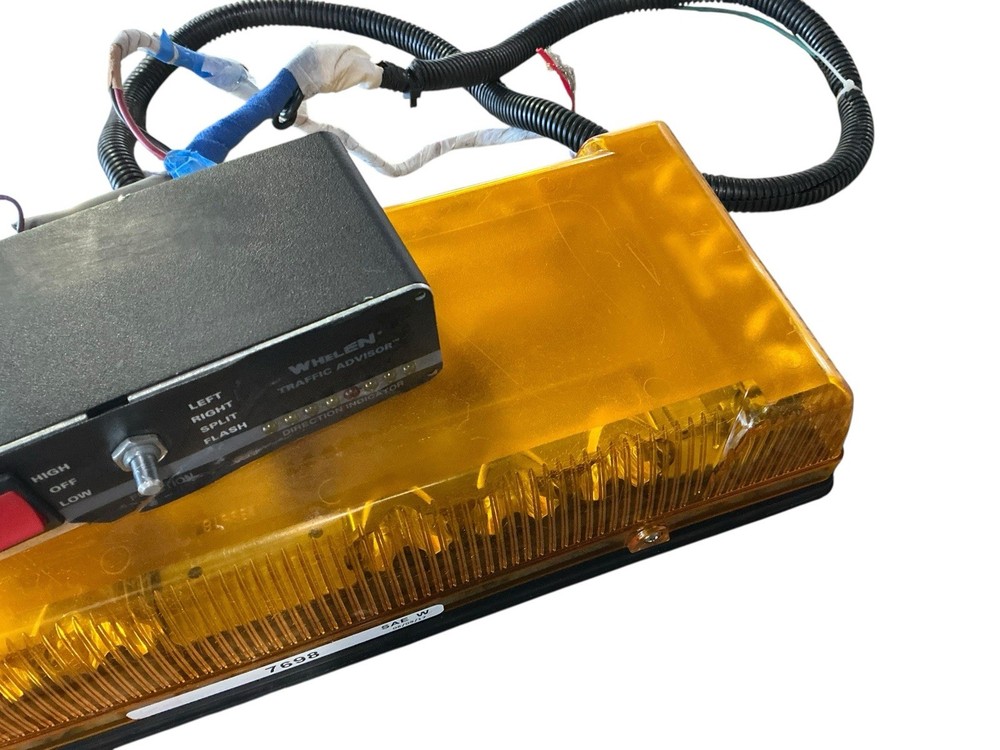 WHELEN RESPONDER LP SERIES CON3 SUPER-LED Amber 12VDC W/ Controller