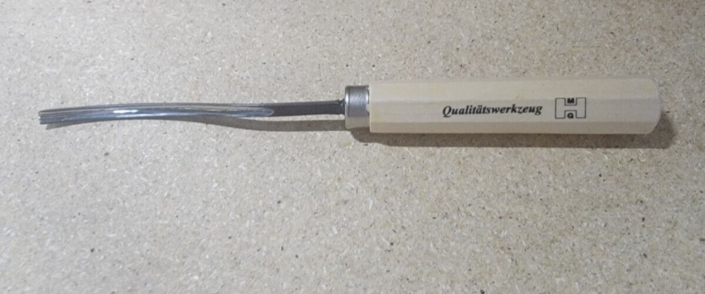 MHG #5 Bent Carving Gouge - 4mm