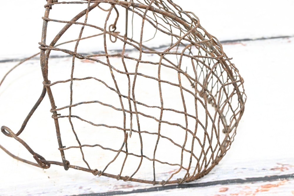 Antique Muzzle Farm Fresh Primitive Wire Calf Muzzle Cribber Weaner Rustic Count