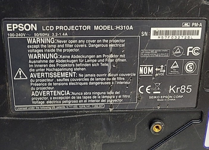 EPSON H310A LCD Projector SEE NOTES