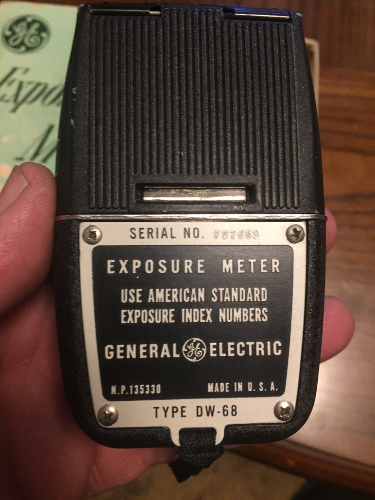 GENERAL ELECTRIC EXPOSURE METER TYPE DW-68 works