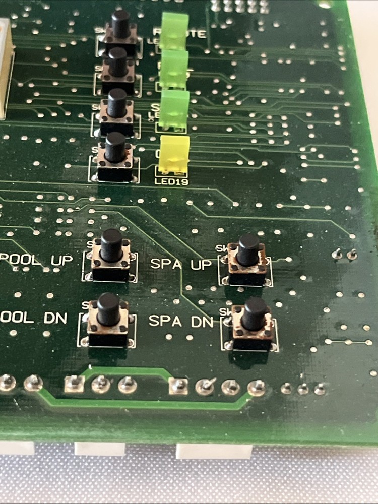 PENTAIR 472100 Digital Display Temperature Controller Circuit Board