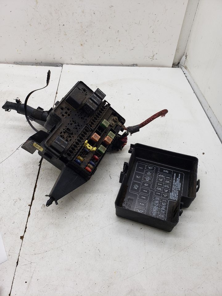 Used Fuse Box Engine fits: 2000 Dodge Neon engine compartment Grade A