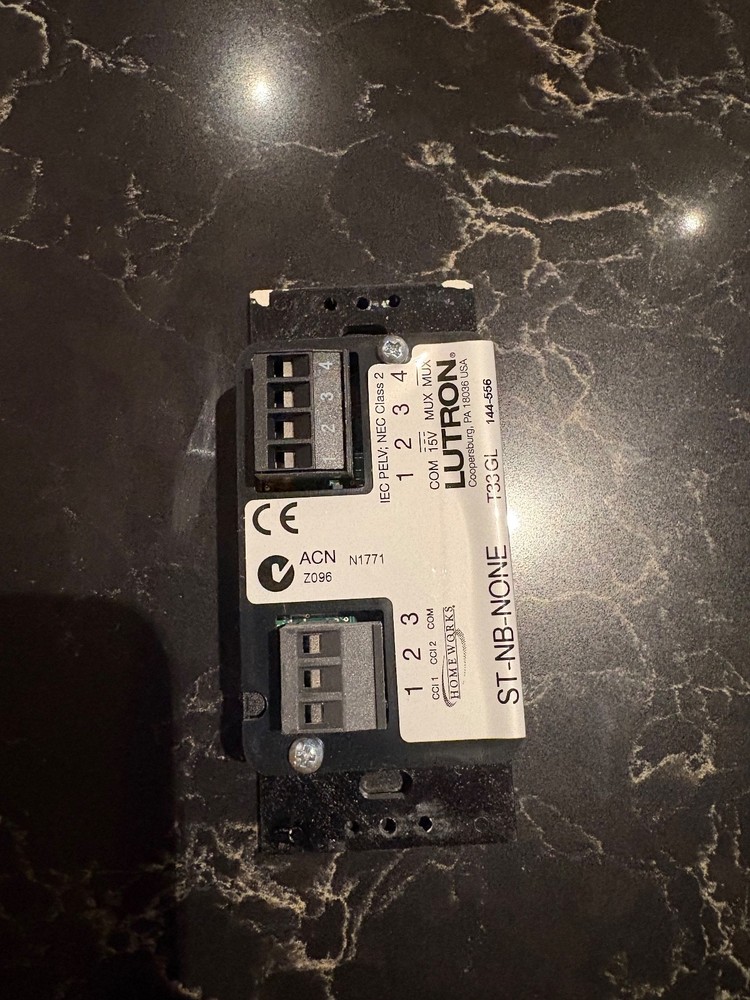 Lutron wired keypad FROM WORKING SYSTEM-NO BUTTONS QS Illumination Interactive