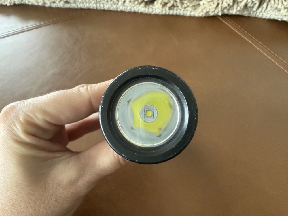 used ORCATORCH D550 Scuba Dive Light + battery