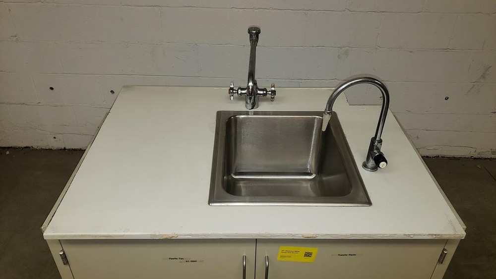 42" Jameston White Epoxy Sink Bundle(S6LLST7313)