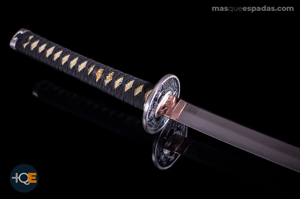 Marto - Katana with silver black wood sheath