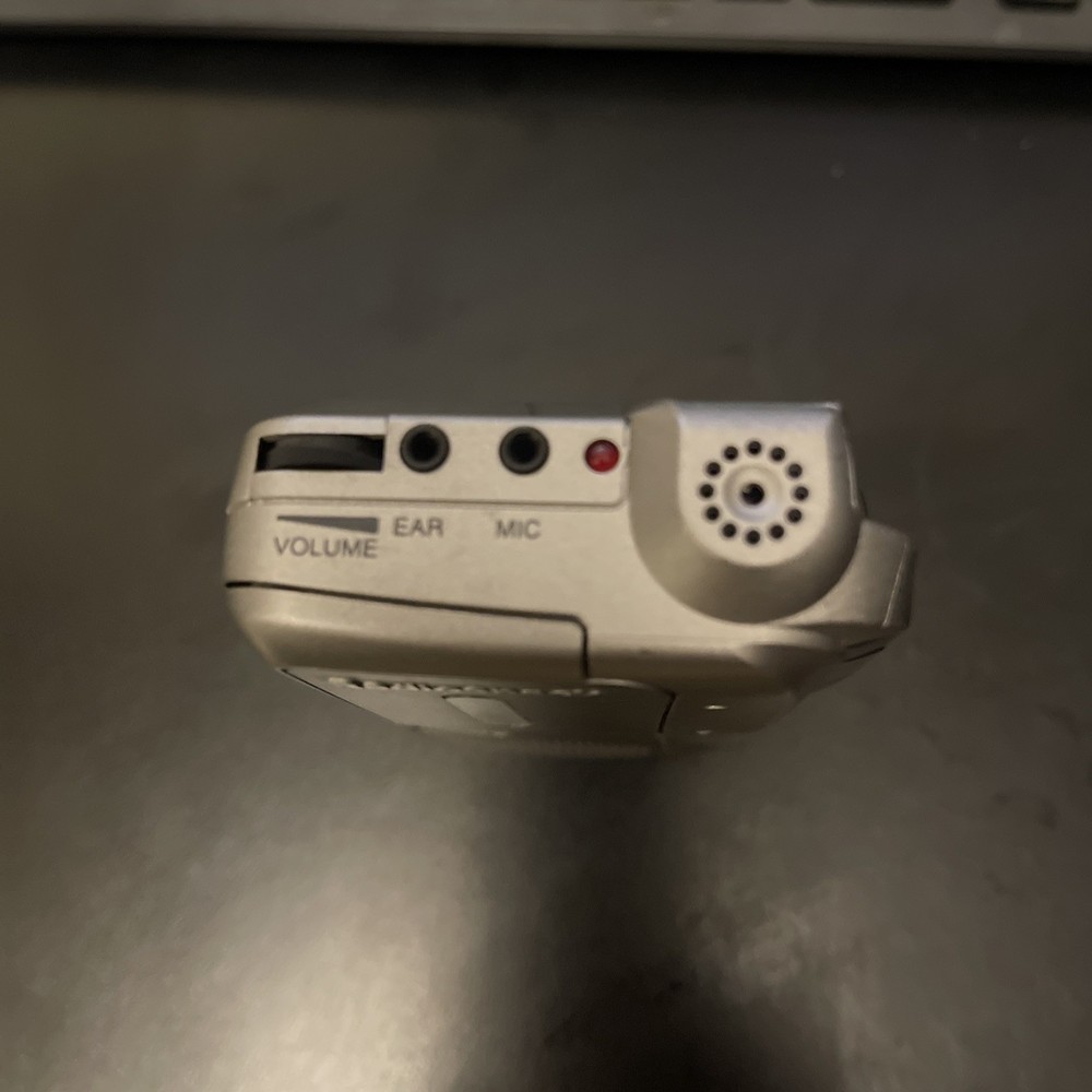 RadioShack Micro-43 Microcassette Recorder Model No. 14-1182 Gray Tested