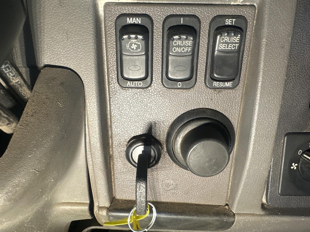 Peterbilt 382 IGNITION Dash Panel - Used