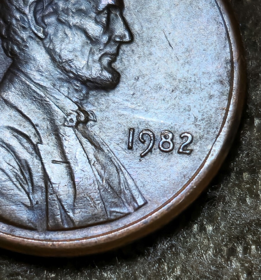 1982 Small Date Lincoln Cent - Doubled Die & Off Center Strike