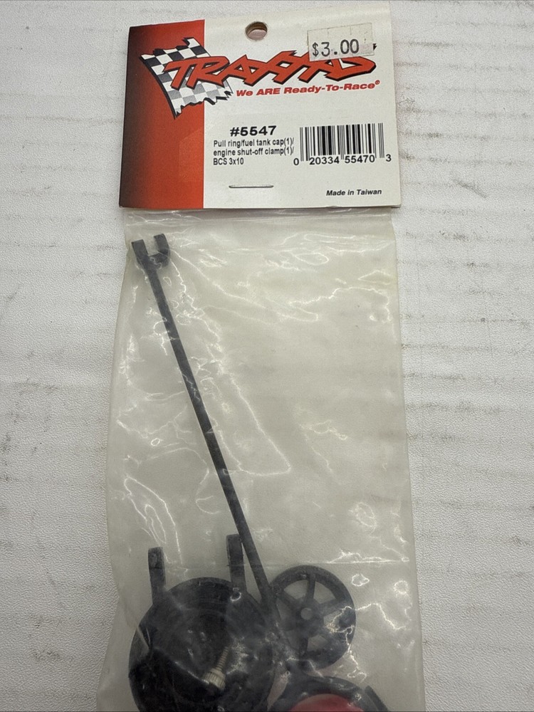 Traxxas Pull Ring/Fuel Tank Cap Set B45