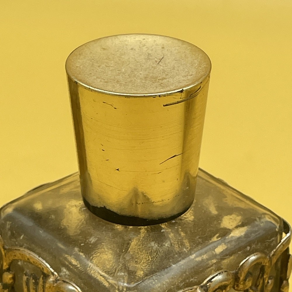 Vintage Regency Styled Vanity Set Trinket Box/2 Cologne Bottles!