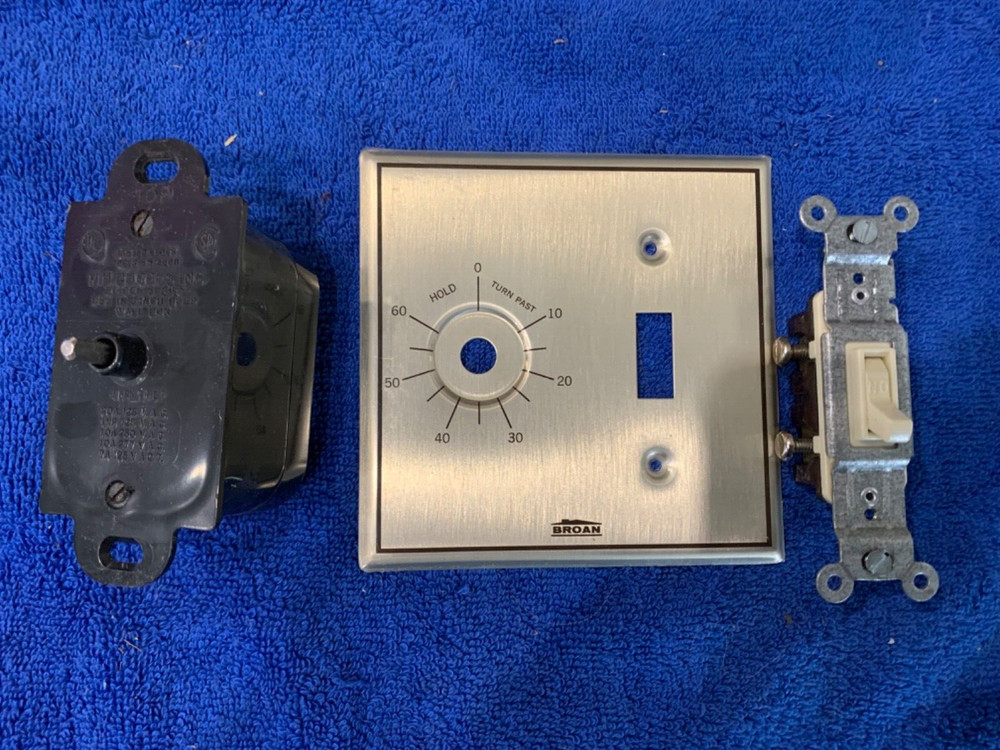 New Broan Time Switch & Silent Type Toggle Switch No. 63 60 minute/hold