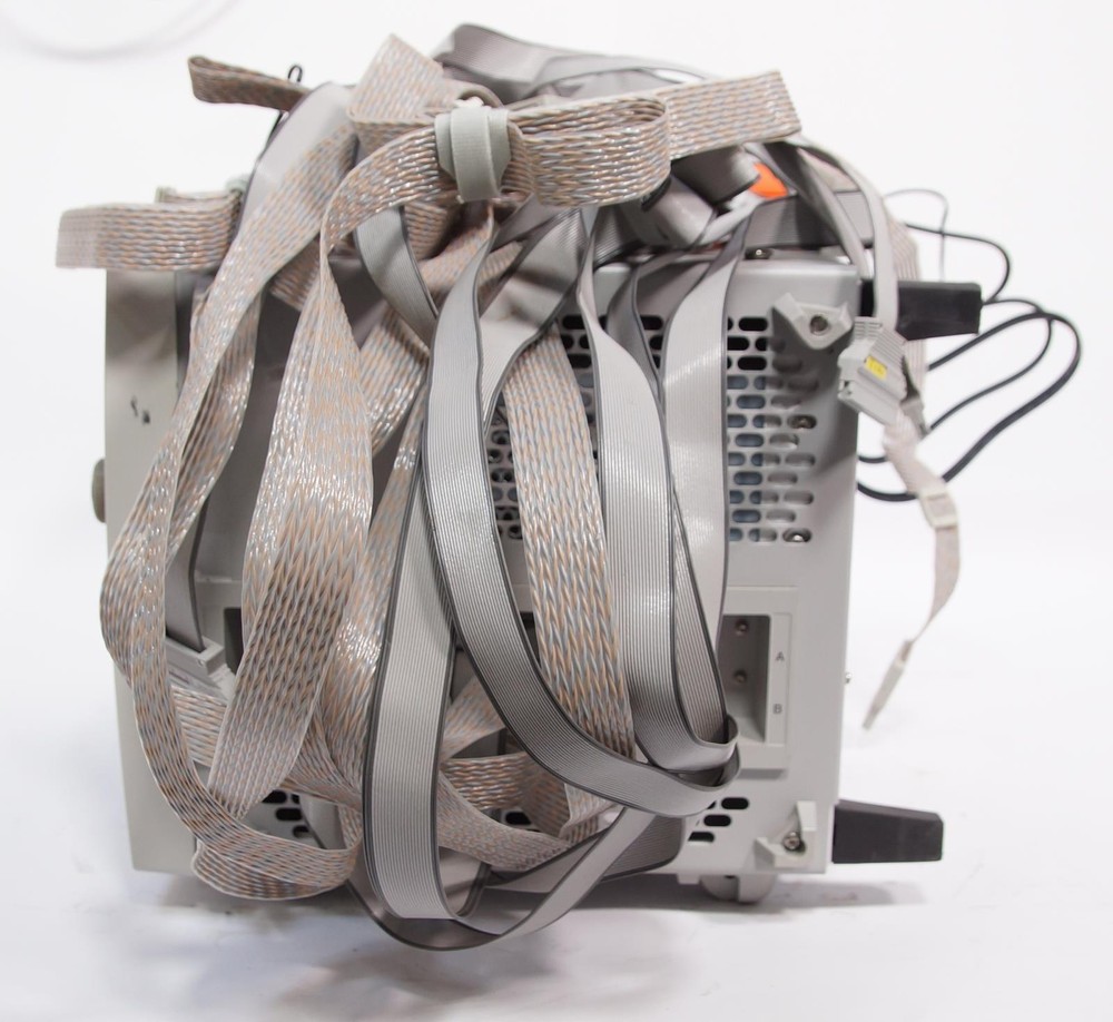 Agilent 16823A 102-Channel Portable Logic Analyzer