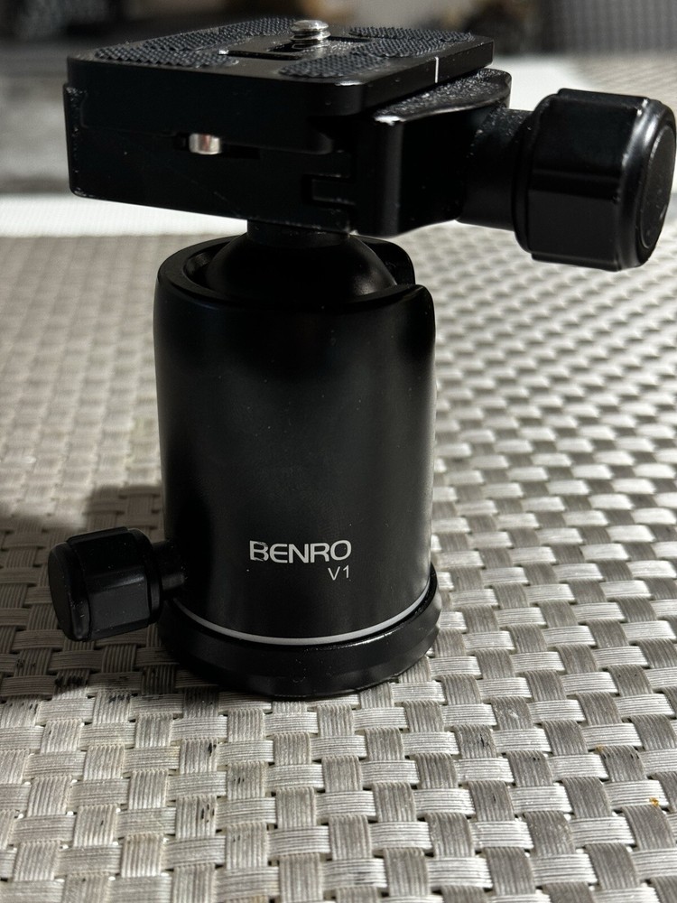 Benro B1 Double Action Ballhead