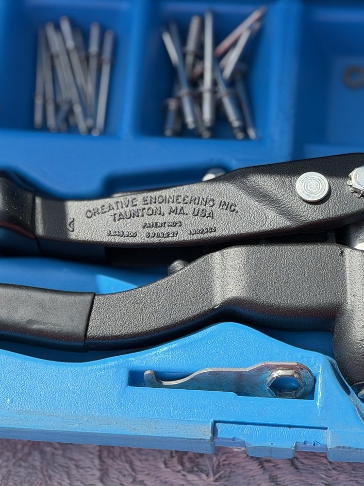 Creative Engineering Pop Rivet Gun Kit w/ Assorted Rivets Case USA