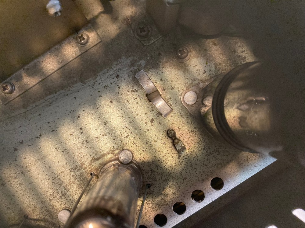 Lafayette S.W. / Communications Receiver, Model HE-30 - Powers On