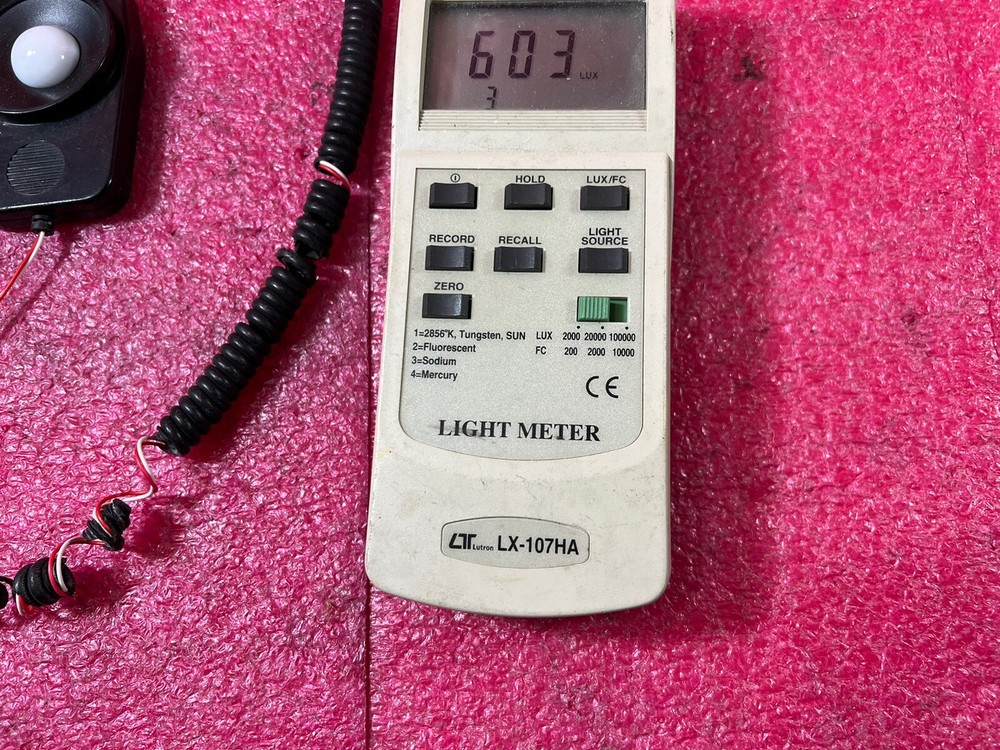 LUTRON LX-107HA LIGHT MRTER LUX