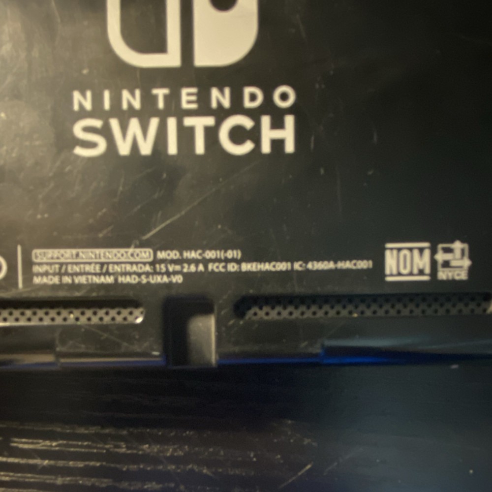 Nintendo Switch HAC-001(-01)—TESTED WORKING READ DESCRIPTION