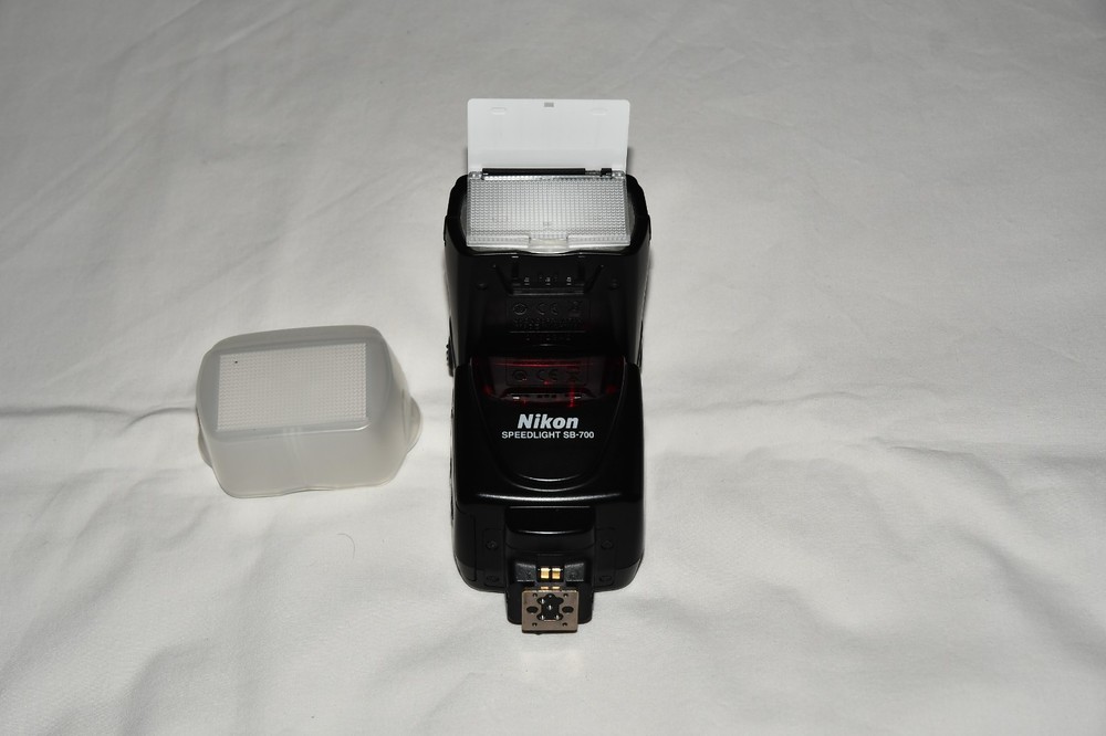 Nikon SB700