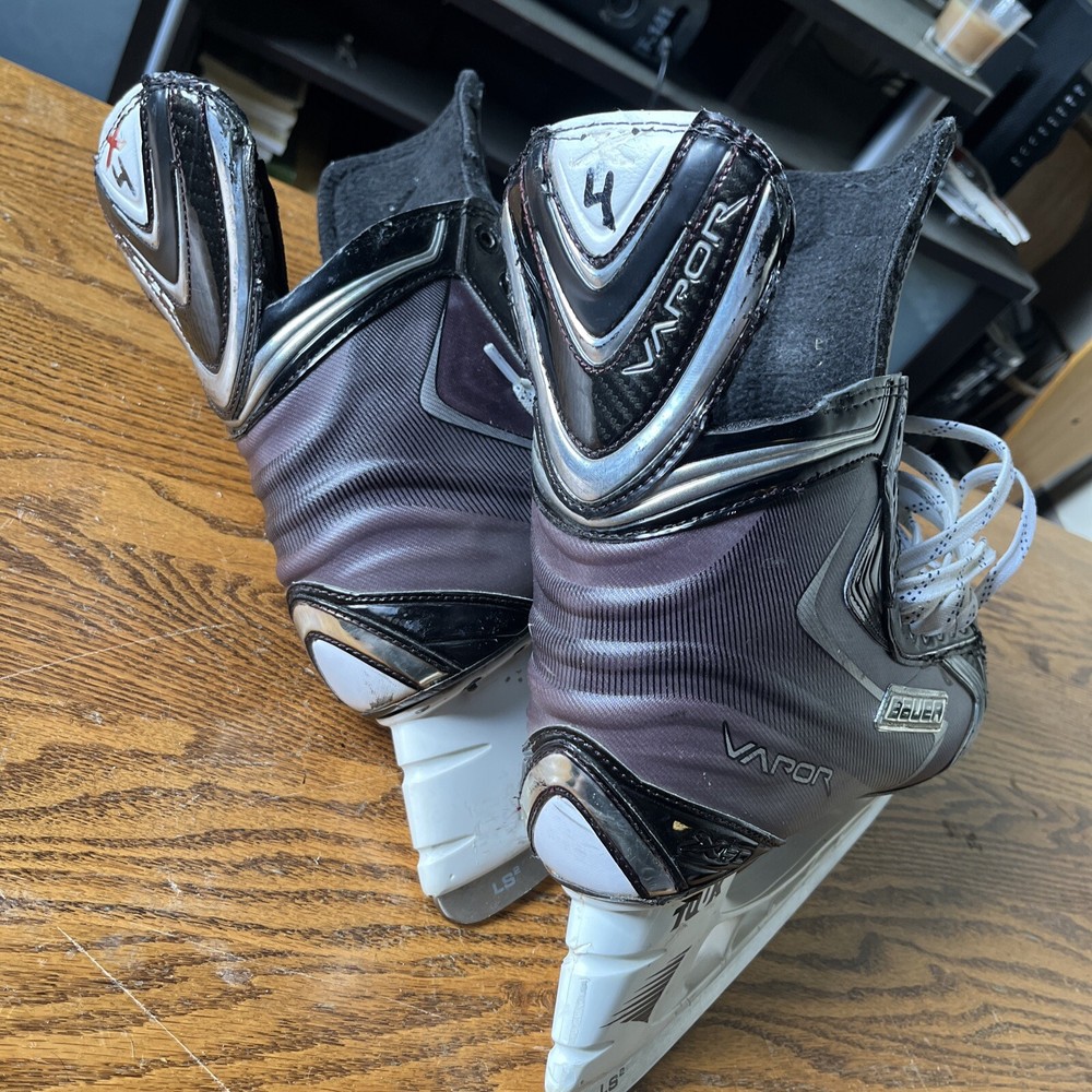 Bauer X90 Pro Stock Skates 10.25 Extra Stiff