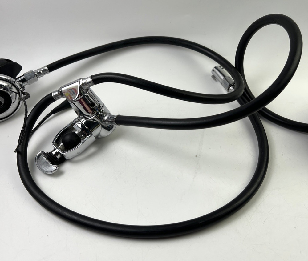 Scubapro Automatic Decompression Meter Plus Regulator, etc. See Pics