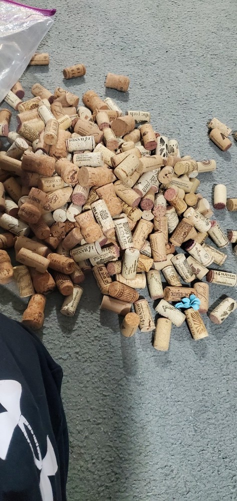 wine bottle corks, Aprox 276 Pcs.  Assorted Styles, Names
