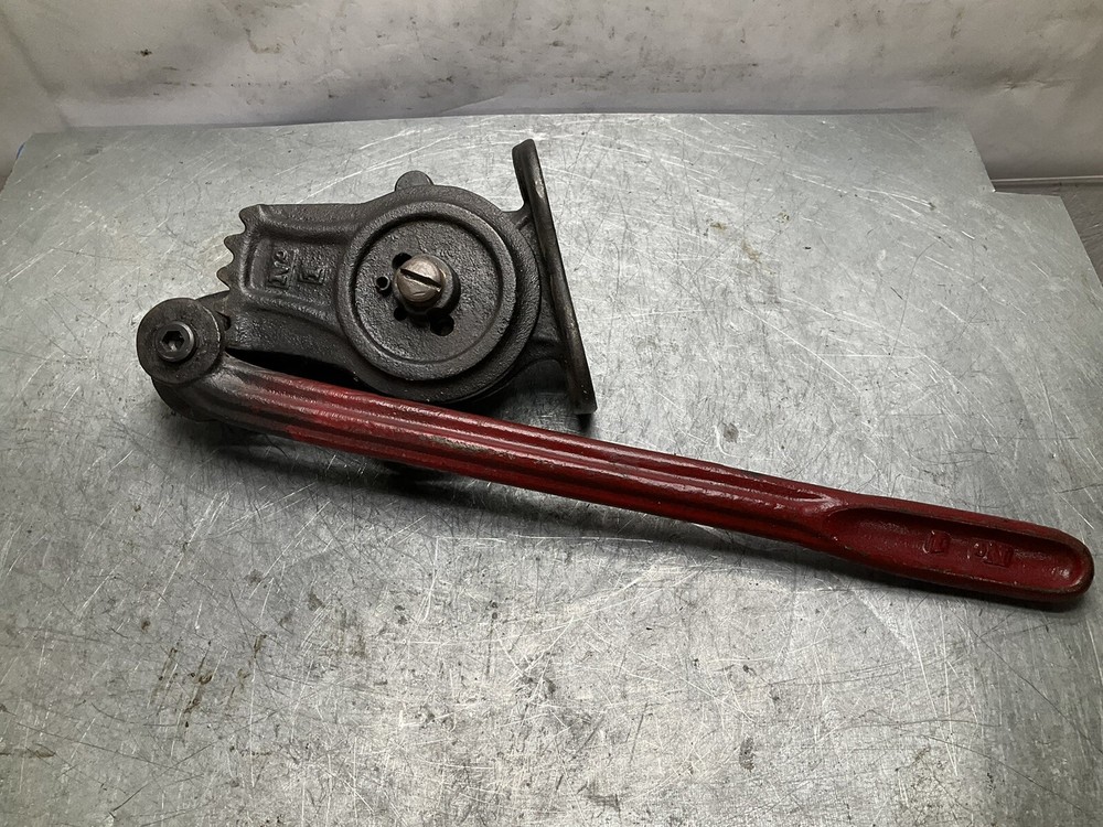 HL Judd Square Bar Shear No. 1 Stained Glass