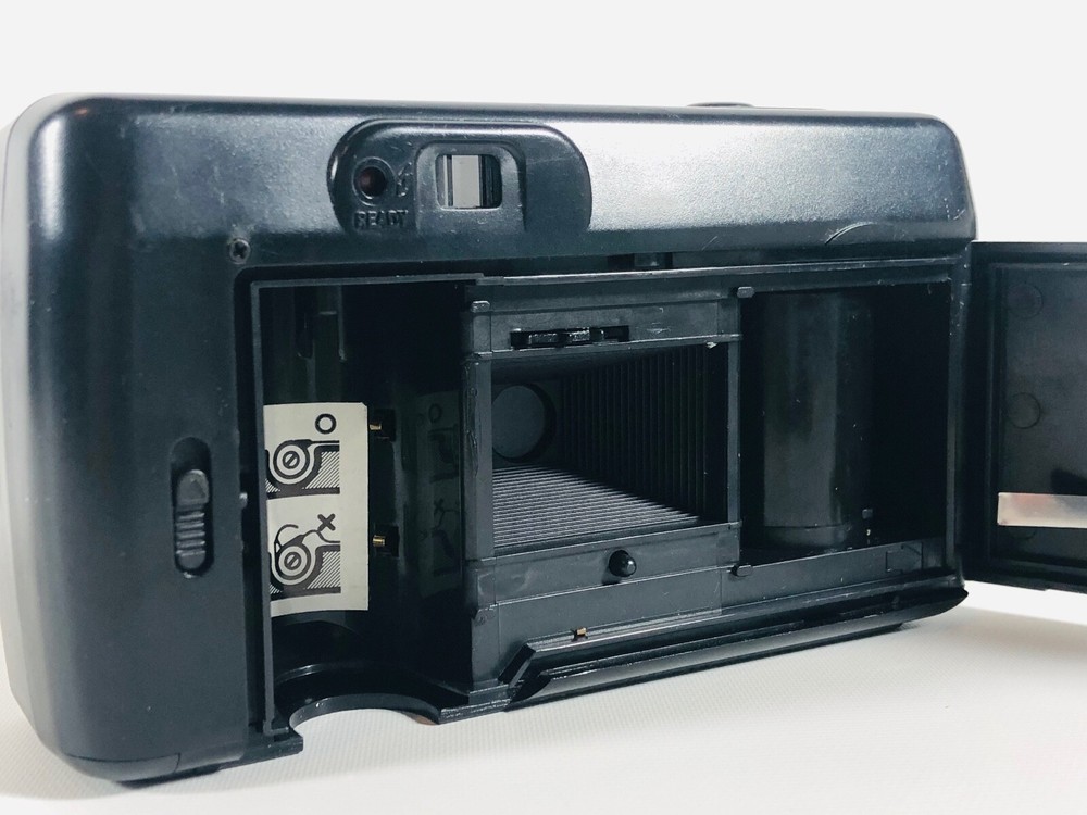 SAKAR FF-37 "Pro Shot - Motorized" autofocus auto-flash f/5.6 100% functional