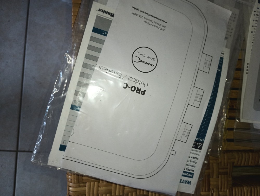 Hunter PRO-C Owner's Manual And Installation Template Hardware & Keys