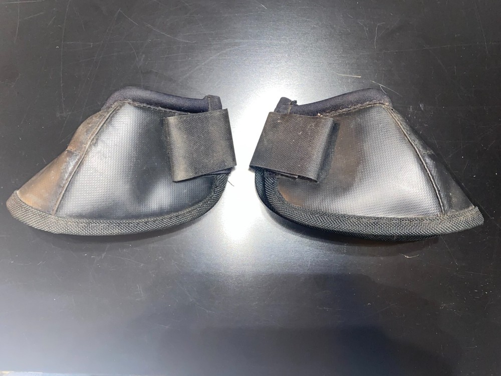 PROFESSIONALS CHOICE SMALL / MEDIUM BLACK BELL BOOTS