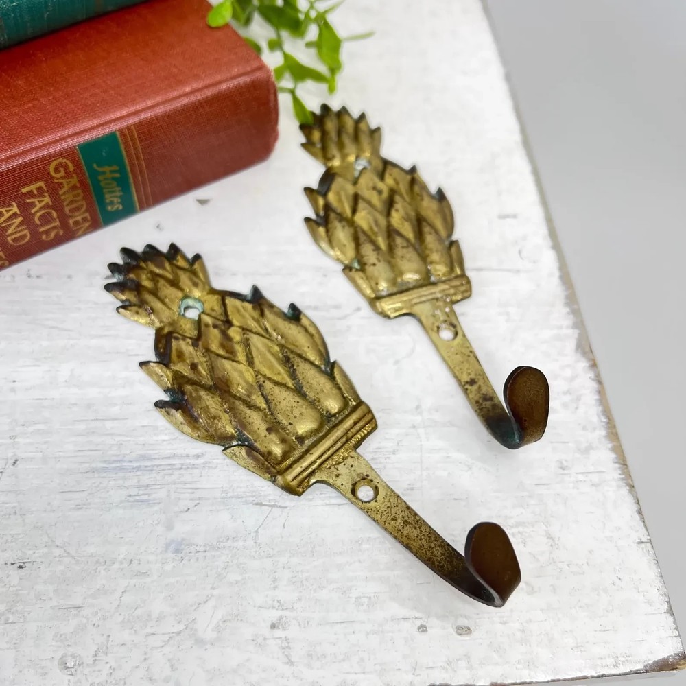 Two Small Vintage Brass Pineapple Wall Hooks / Kitchen Decor / Key Holder