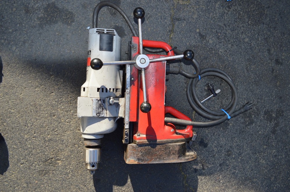 Milwaukee Magnetic Drill Cat.4292-1 base Cat. 4203