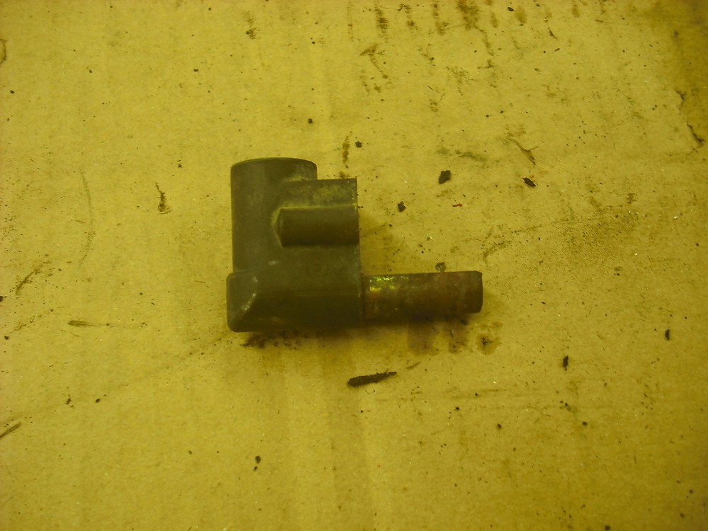1976 Suzuki GT 380 front fork lock triple tree lock security