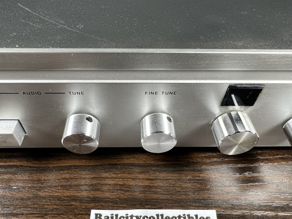 Drake ESR 324 Earth Station Satellite Reciever 