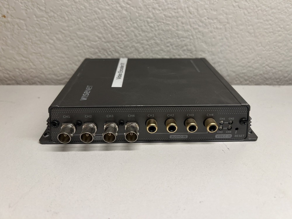 Hanwha WiseNet SPE-410 Black 4-Channel LED Indicator H.264 Network Video Encoder